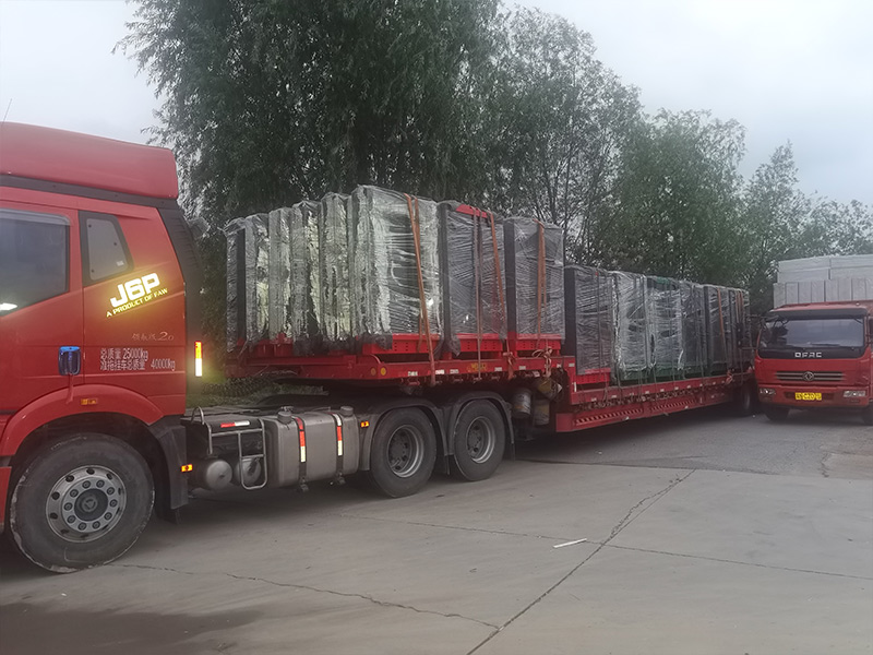 吉林通化路名牌燈箱100臺，第八車發(fā)貨！